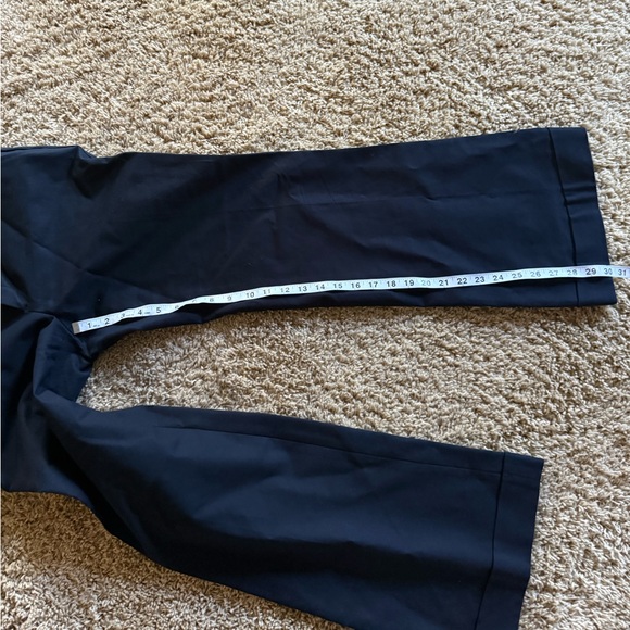 Navy Banana Republic pants, size 6 short, Jackson (curvy) fit; EUC! - Picture 5 of 5